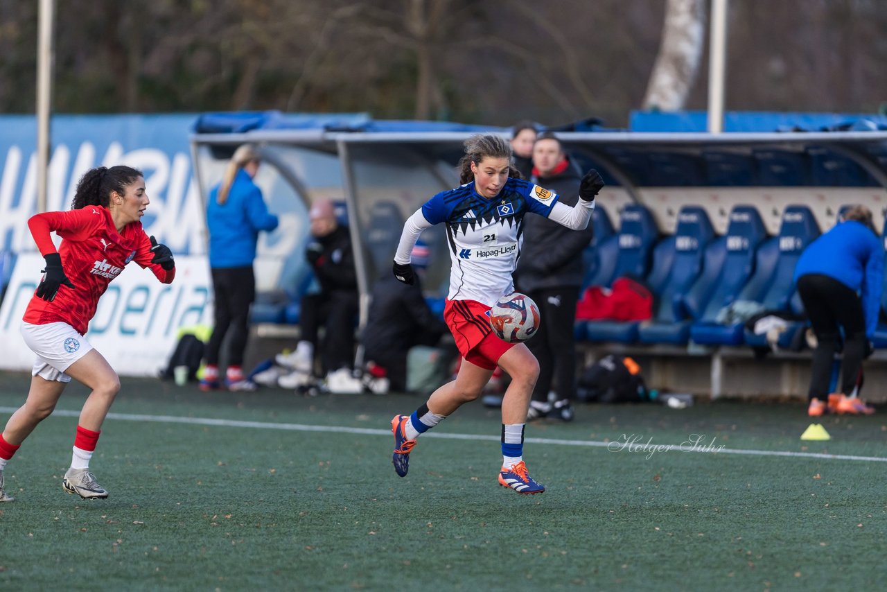 Bild 346 - wBJ Hamburger SV - Holstein Kiel : Ergebnis: 8:0